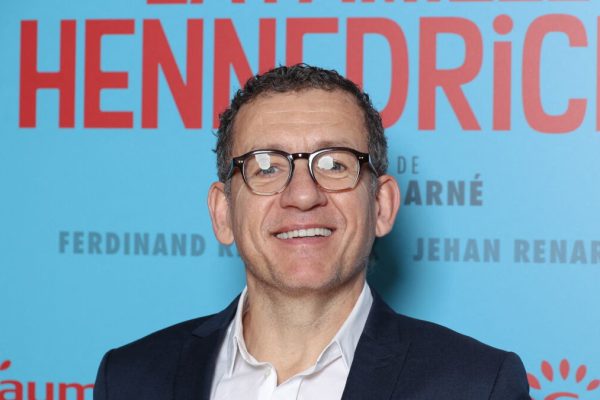 Dany Boon ému aux larmes lors de son retour sur scène